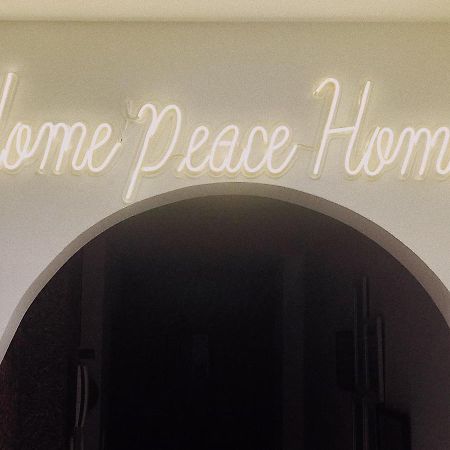 Home Peace Home - District 1 Bandar Ho Chi Minh Luaran gambar